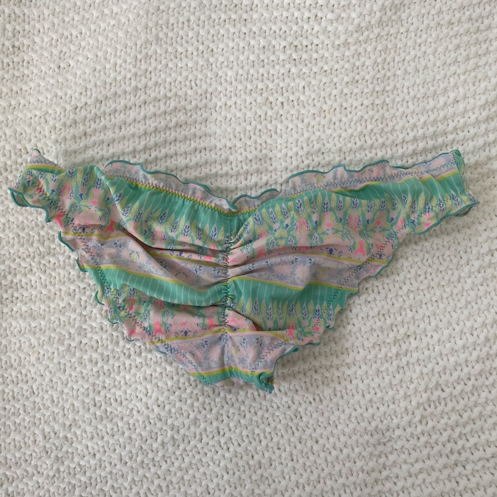 💚VICTORIA’S SECRET💓SWIM CHEEKY RUCHED BOTTOMS